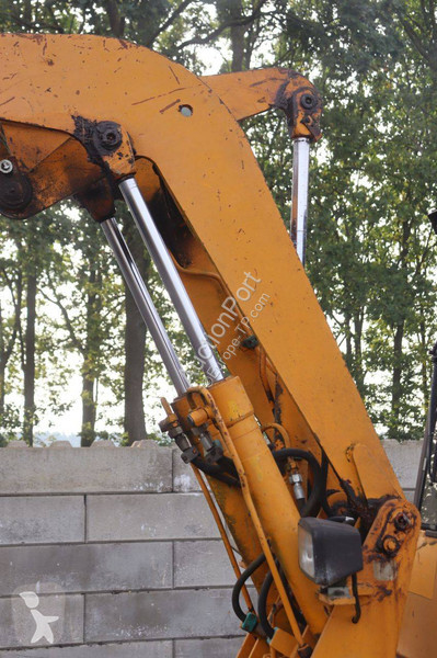 Pala cargadora Ahlmann AL 7C