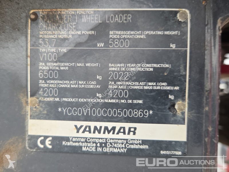 Nakladač Yanmar V100