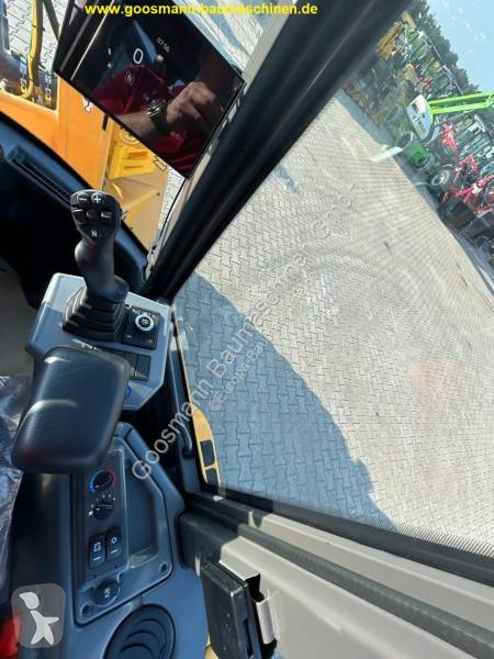 Pala Volvo L30HS - Neumaschine
