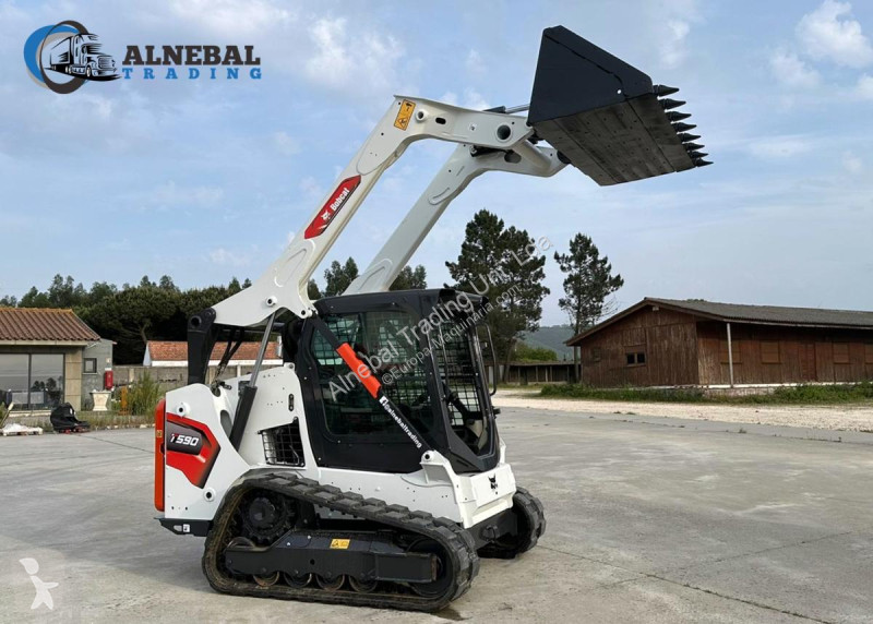 Shovel Bobcat  T590