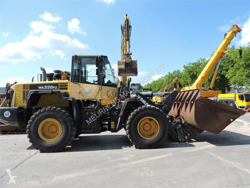 Pala Komatsu WA320