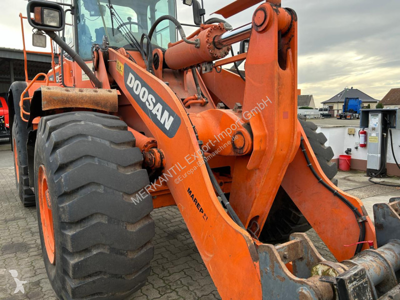 Shovel Doosan  Doosan DL 300