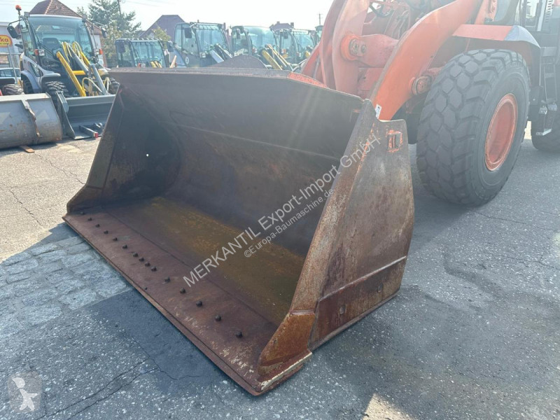 Shovel Hitachi