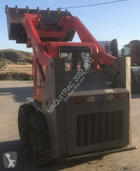 Pala cargadora Gehl 4240