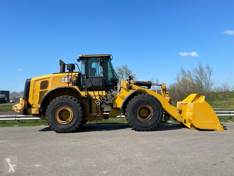 مُحمّلة Caterpillar 972M XE - CE / new tires /...