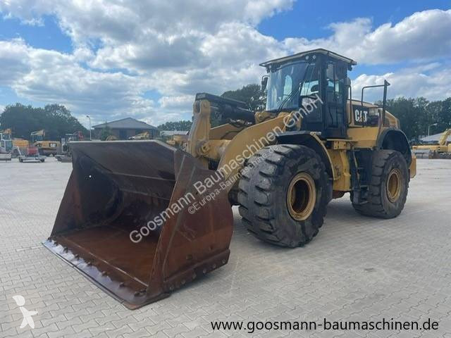 Shovel Caterpillar 966 M