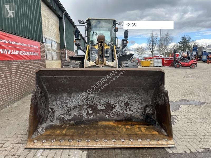 Shovel  Shovel WA270 8 - Gebruikt