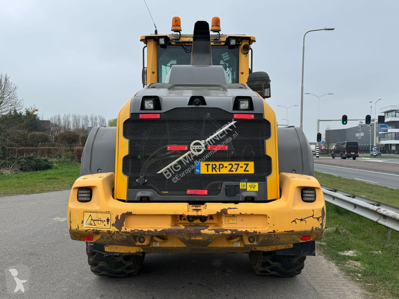 Shovel Volvo L110H