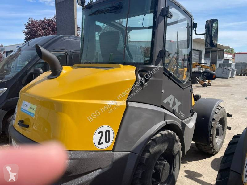 Incarcator Mecalac AX700