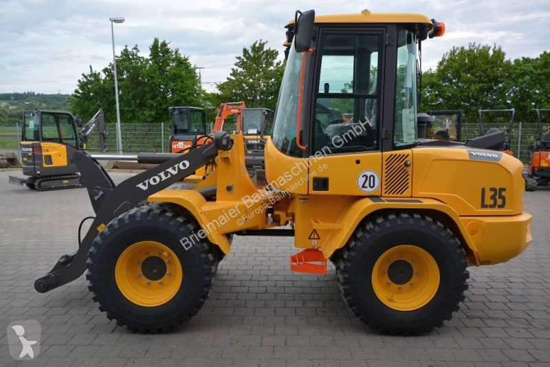 Nakladač Volvo H