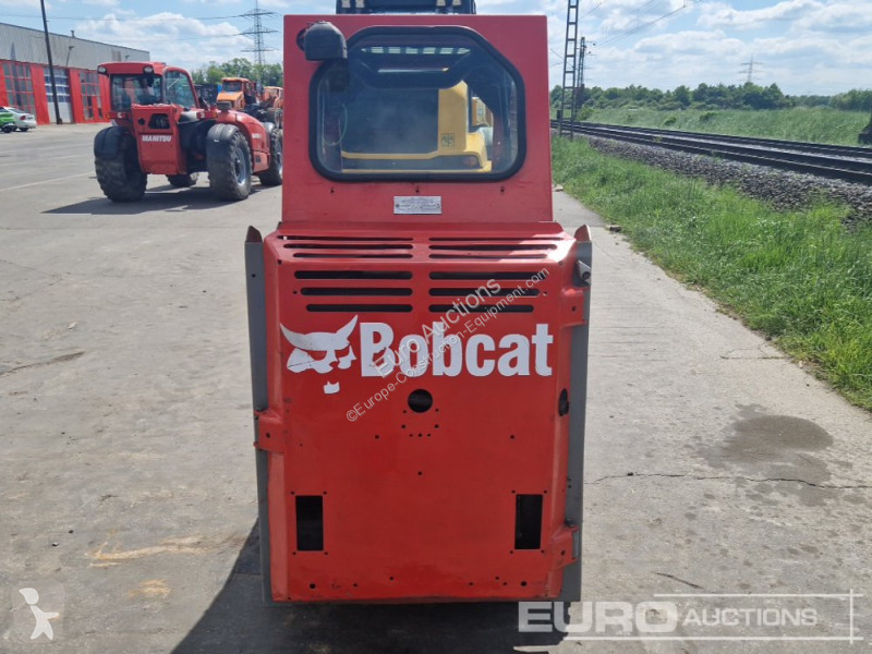 Shovel Bobcat