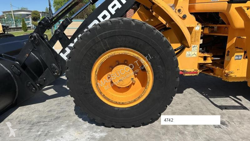 Pala Hyundai HL730TM-7