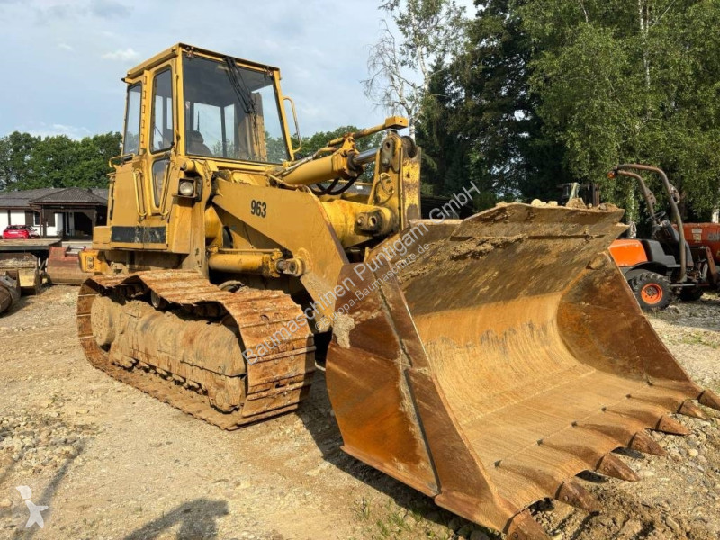 Pá carregadora Caterpillar 963