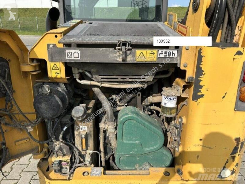 Shovel Volvo MC70C