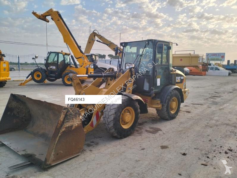 Pala cargadora Caterpillar 906M
