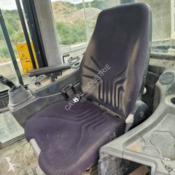 Pá carregadora Liebherr 538