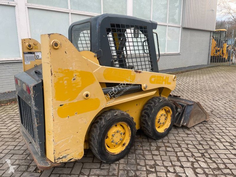 Shovel Gehl 3840 E     2015