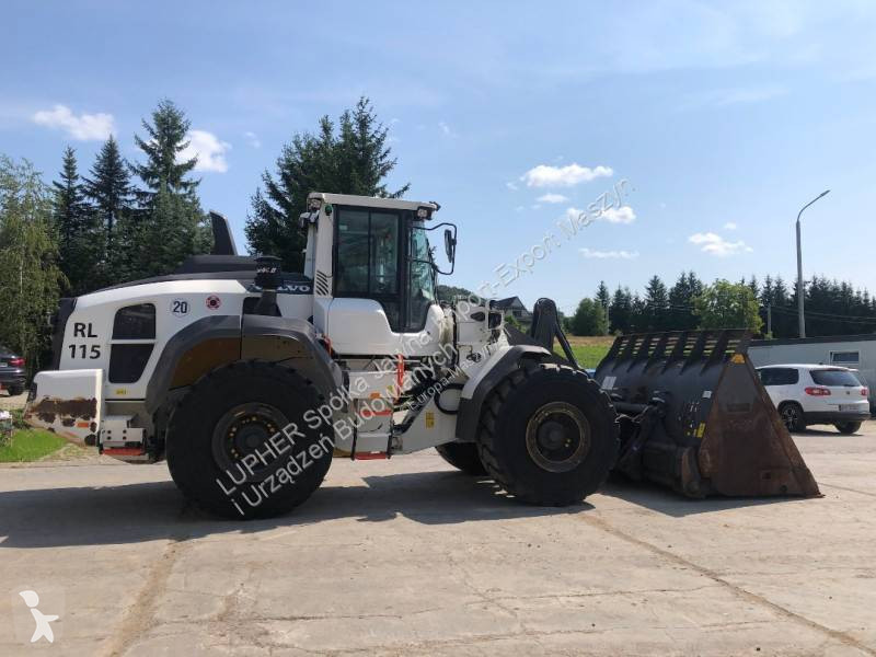 Nakladač Volvo L110H