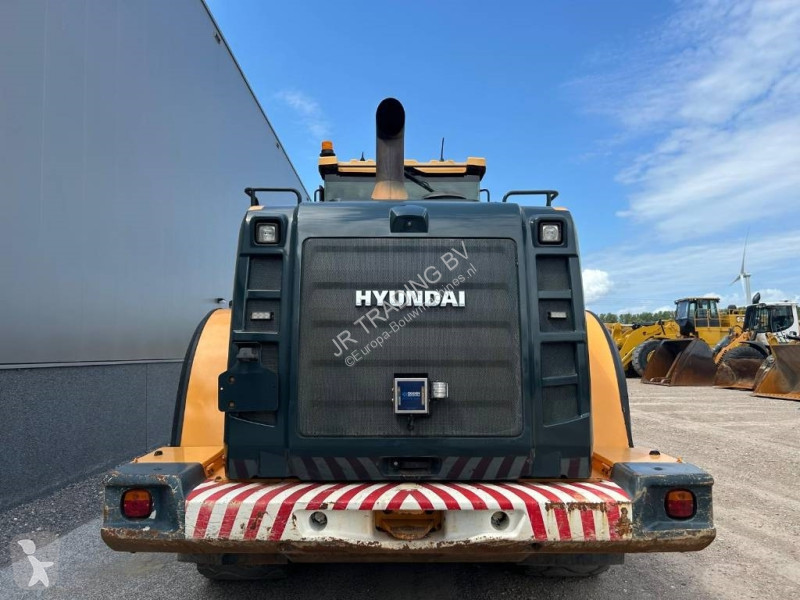 Pala Hyundai HL 970