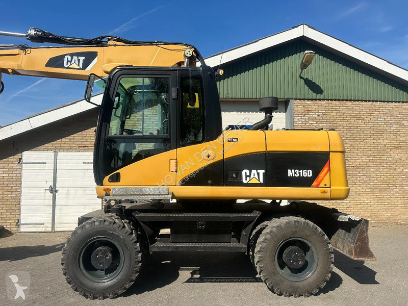 Excavator Caterpillar D