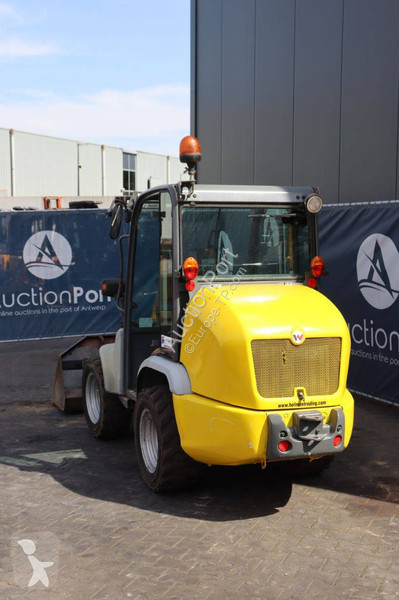 Pala cargadora Neuson WL38