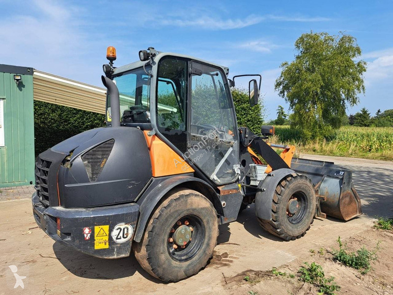 مُحمّلة Komatsu WA70-7