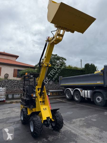 Pala cargadora Rippa R906T