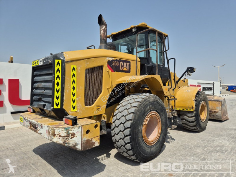 Pá carregadora Caterpillar C