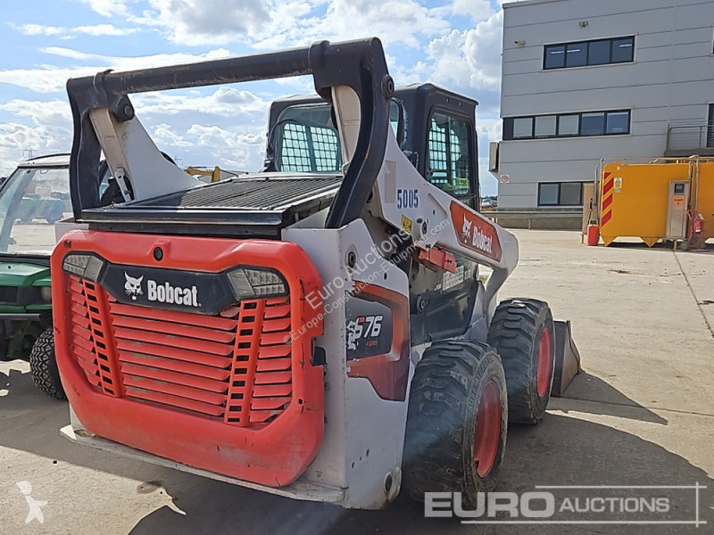 Pala cargadora Bobcat S76