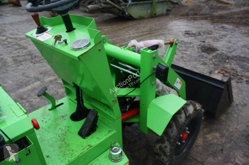 Pala cargadora Machpro L307