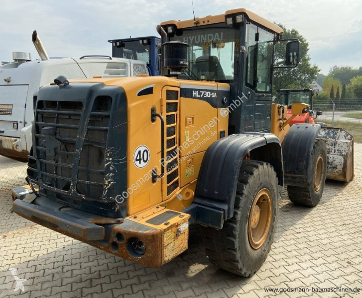 Nakladač Hyundai 7309 A