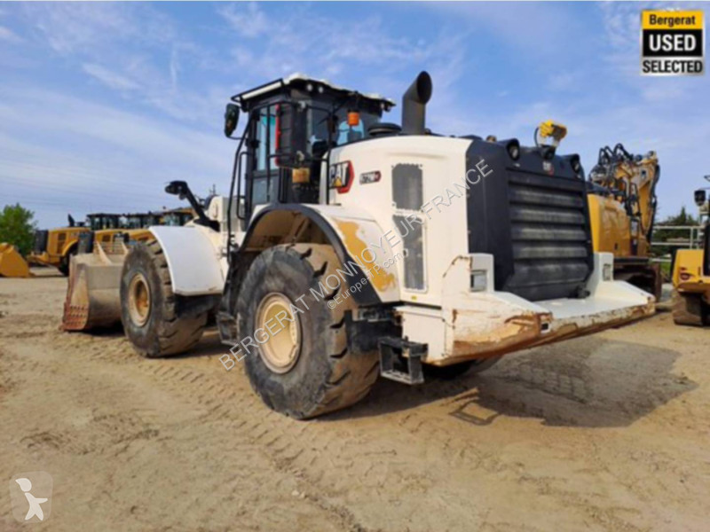 Nakladač Caterpillar 972M XE