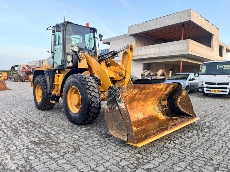 مُحمّلة Caterpillar 914M Speeder .