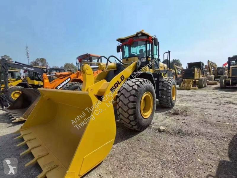 Nakladač SDLG L958F