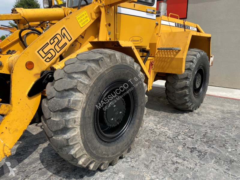 مُحمّلة Liebherr L521