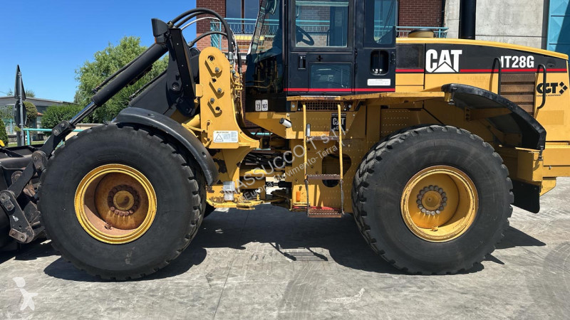مُحمّلة Caterpillar 4X4