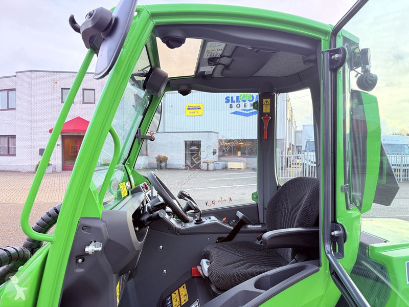 Nakladač Avant tecno 760i GTX Cabine
