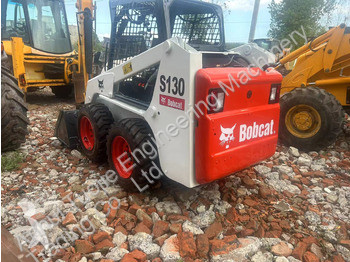 Nakladač Bobcat skid steer loader...