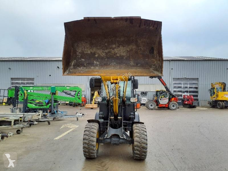 Nakladač Komatsu WA70M-8EO