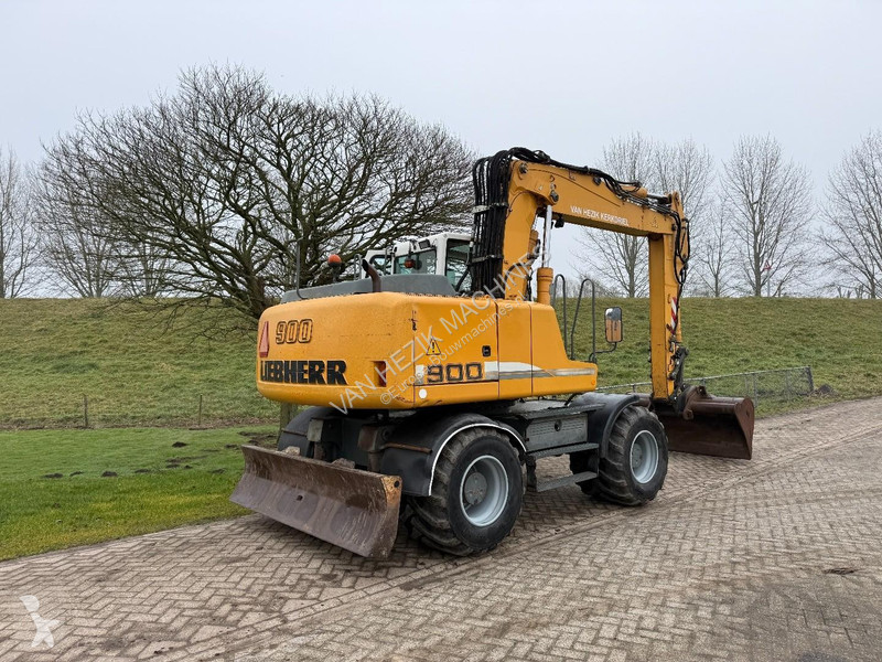 جرافة Liebherr A900C Mobile crane