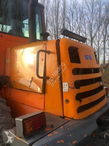 Навантажувач Hitachi  W 90