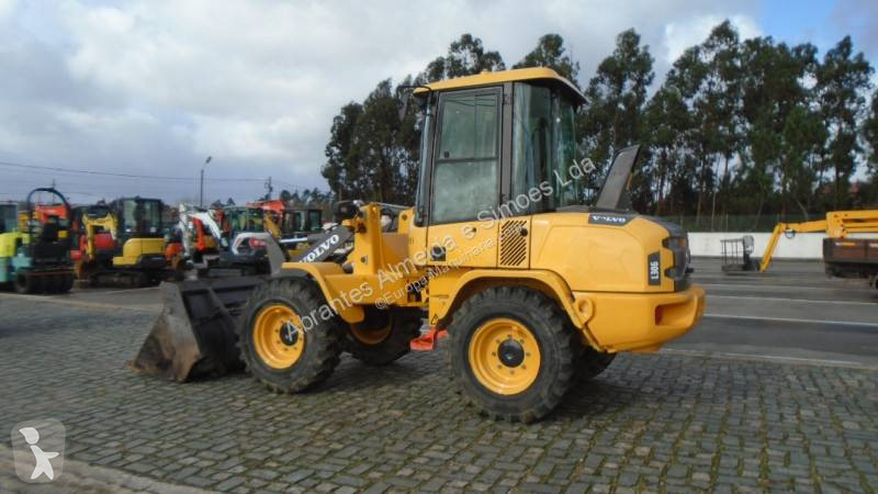 مُحمّلة Volvo L30G