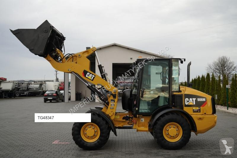 Nakladač Caterpillar 906M