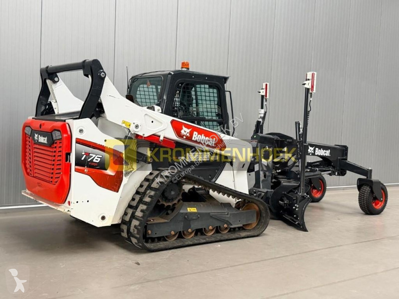 مُحمّلة Bobcat T 76 + Laser Grader 244 cm