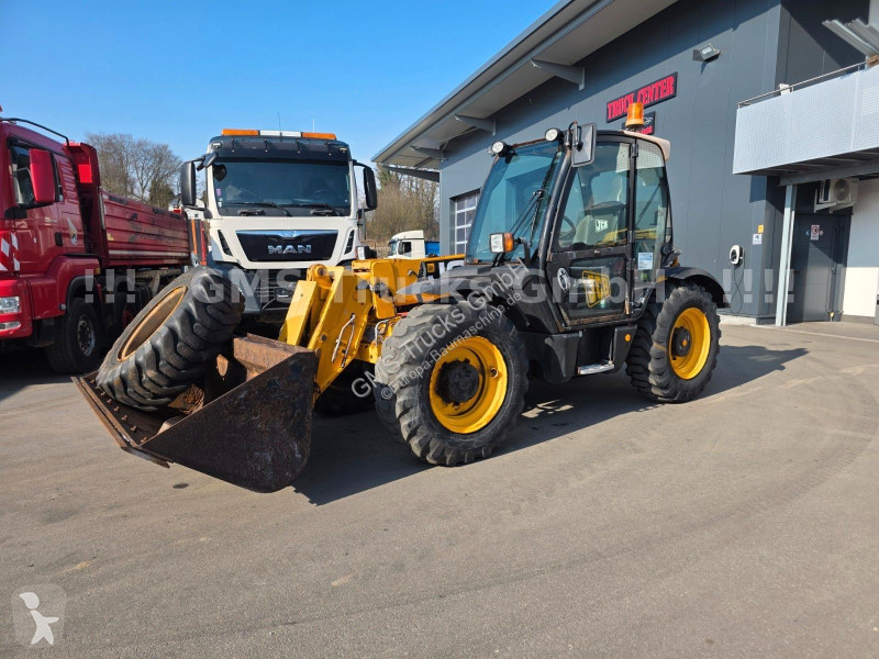 رافعة شوكية تلسكوبية JCB 531-70 Tele Lader...