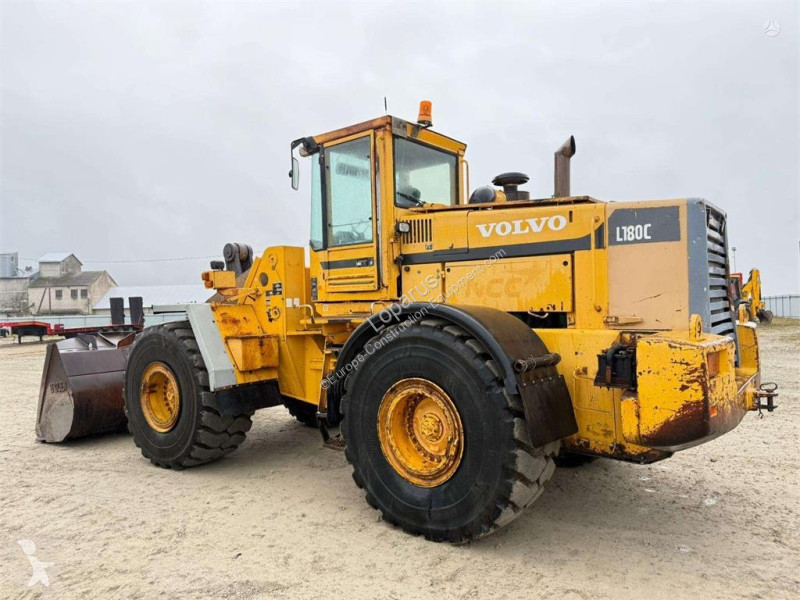 Фронтальный погрузчик Volvo quick coupler