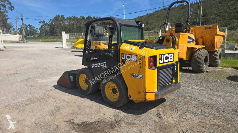 Nakladač JCB 155 T4