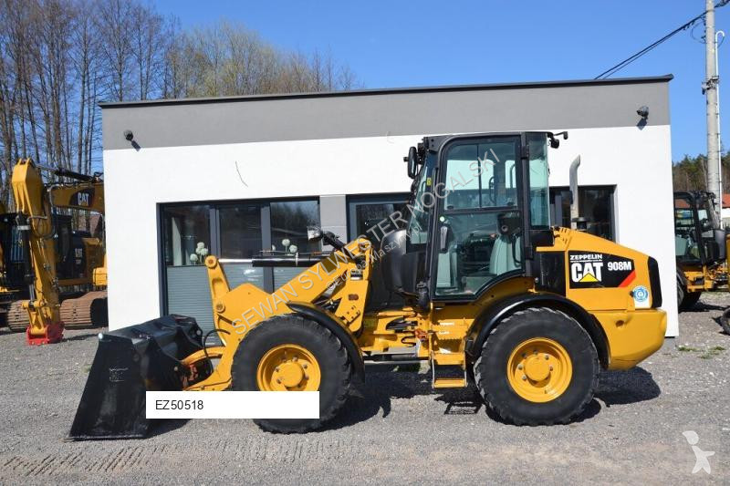 Nakladač Caterpillar 908 M