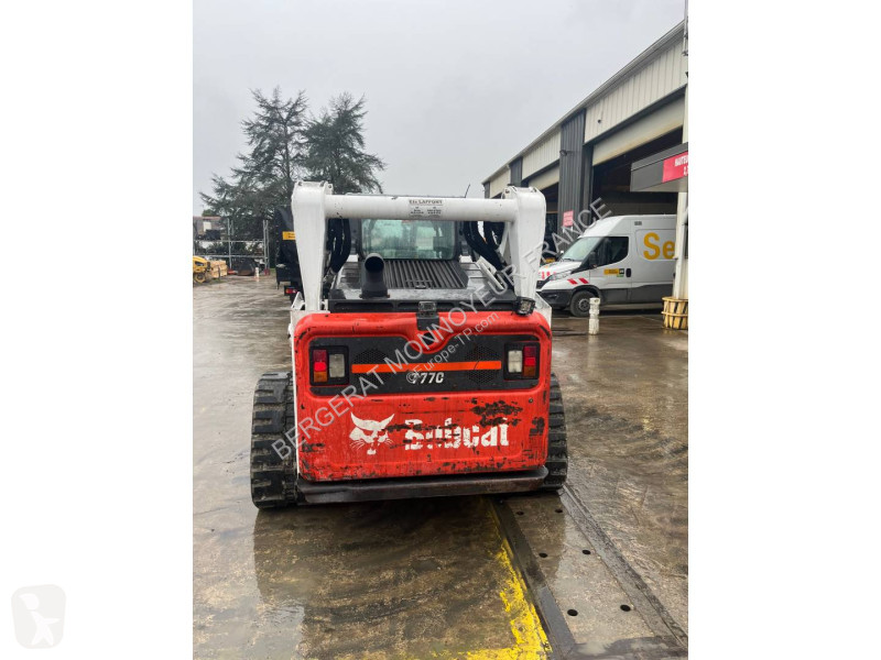 Nakladač Bobcat T770