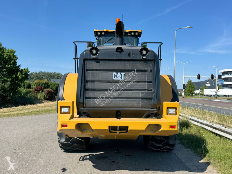 Nakladač Caterpillar 980